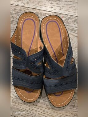 Women’s Navy Blue Slip-On Sandals